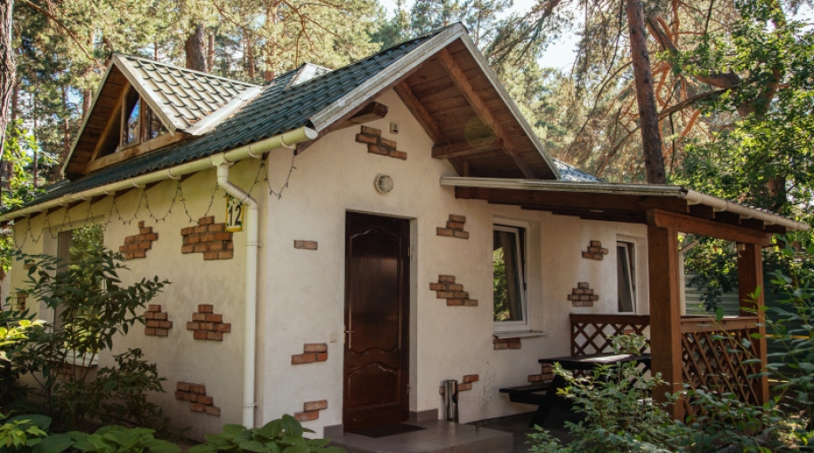 Отдельностоящий коттедж 12 на 4-х с террасой и и/к сауной