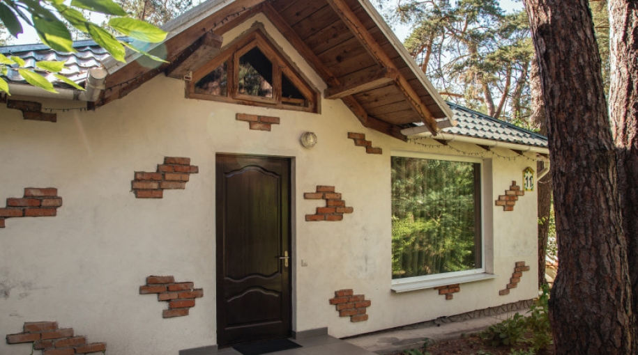 Отдельностоящий коттедж 11 на 4-х с террасой